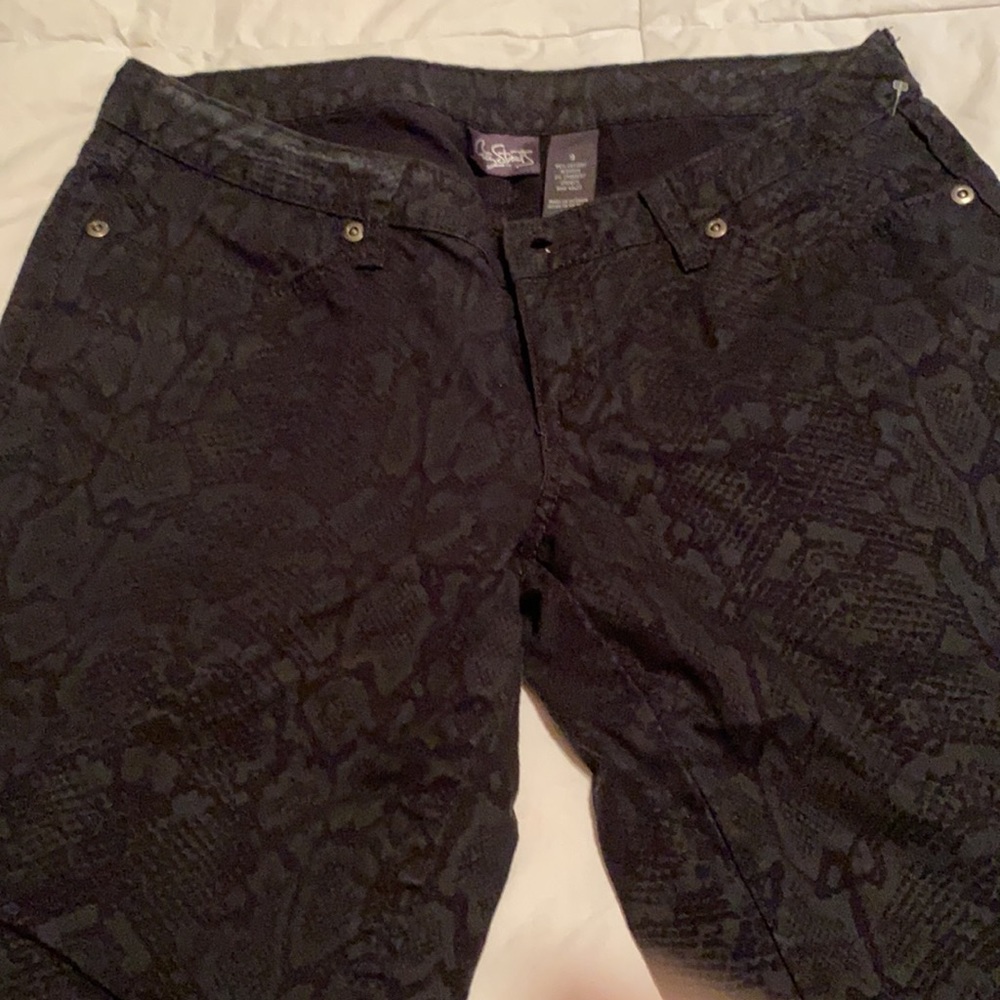 NWOT printed Jean shorts
